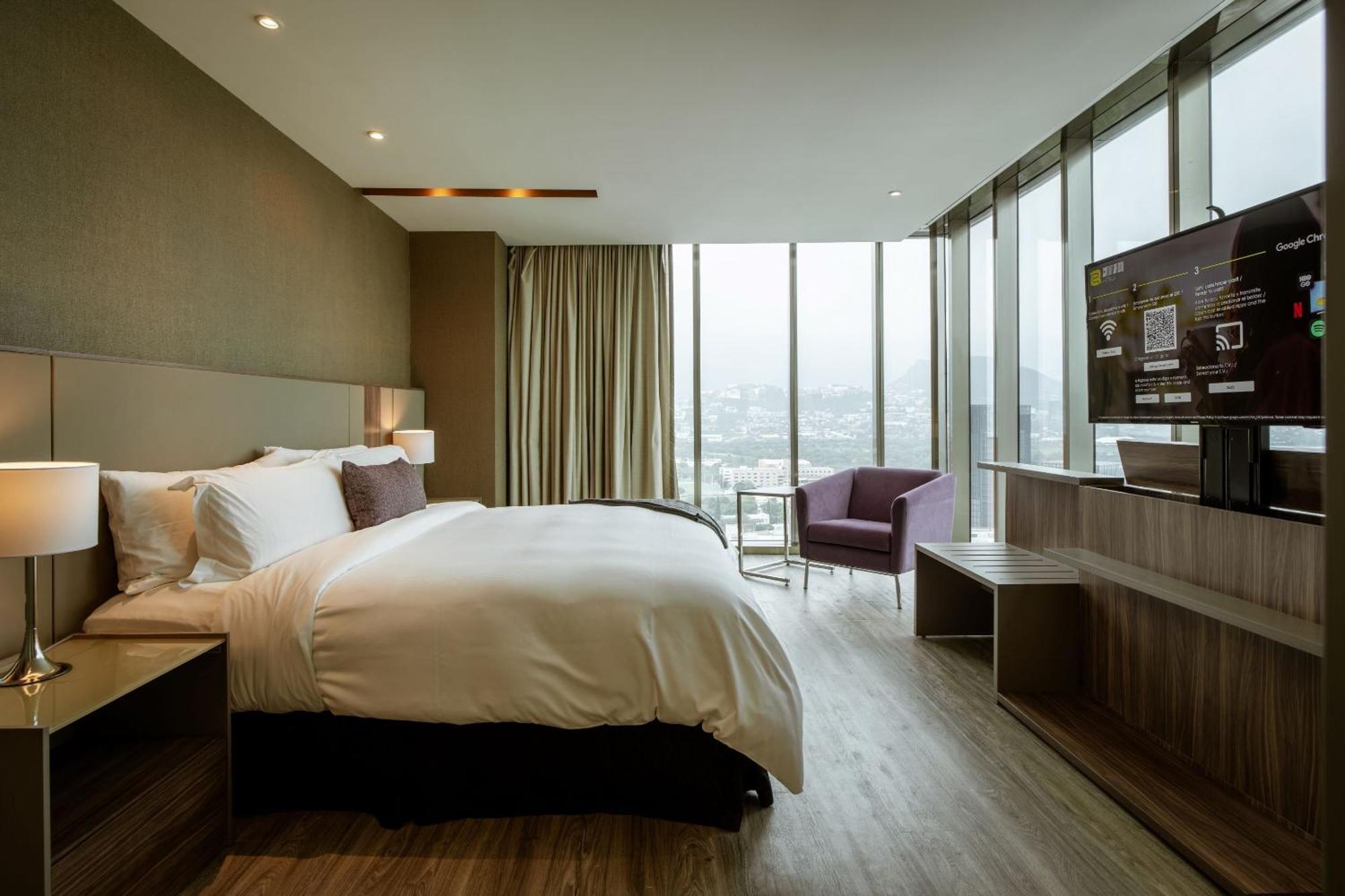Camino Real Fashion Drive Monterrey Hotel San Pedro Garza Garcia Bagian luar foto Deluxe Room